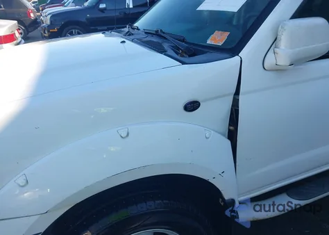 2002 Nissan Frontier Se-V6 z USA, uszkodzony, nr VIN 1N6ED29X82C376921